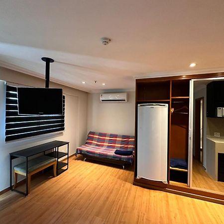 Barra Da Tijuca - 508 - De Frente Para Maravilhosa Piscina - Estacionamento Gratuito - Academia Comphania Atletica - Balsa Para Praia Gratis - Microondas - Geladeira Grande - Recepcao 24Horas - Wi-Fi - Com Pia Rio de Janeiro Exterior foto
