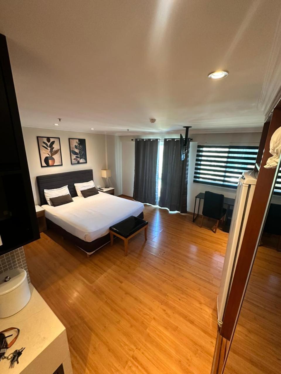 Barra Da Tijuca - 508 - De Frente Para Maravilhosa Piscina - Estacionamento Gratuito - Academia Comphania Atletica - Balsa Para Praia Gratis - Microondas - Geladeira Grande - Recepcao 24Horas - Wi-Fi - Com Pia Rio de Janeiro Exterior foto